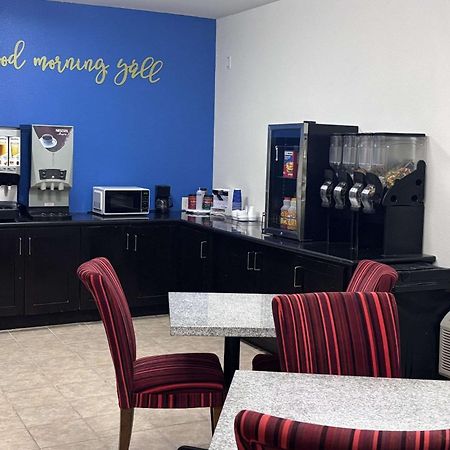 Rodeway Inn Dilley 외부 사진