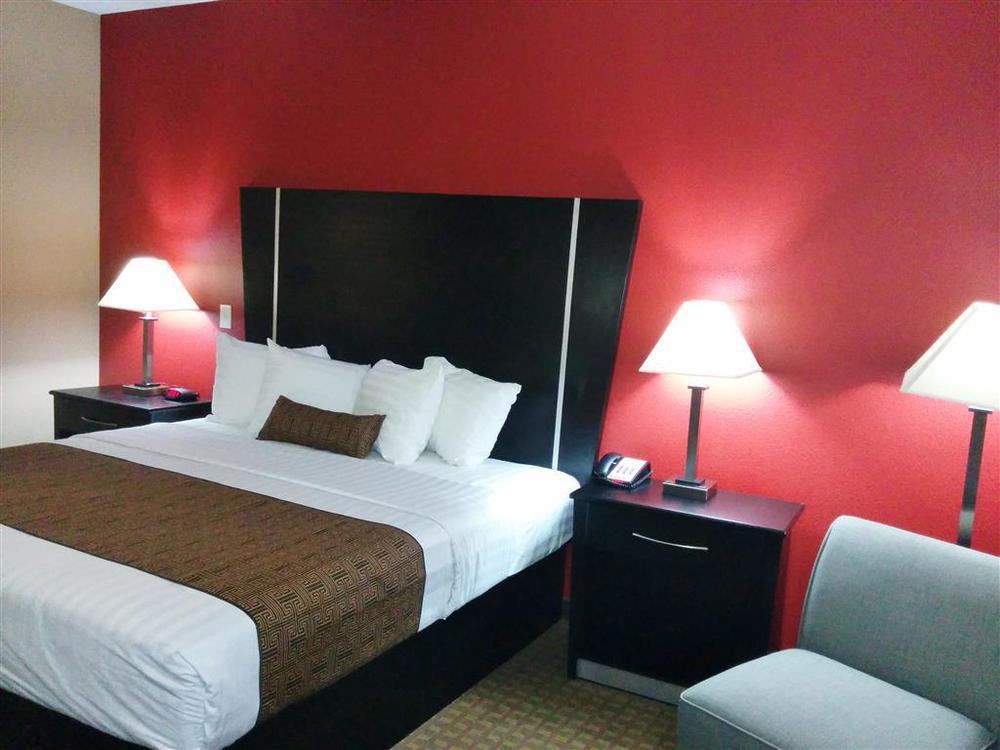 Rodeway Inn Dilley 객실 사진